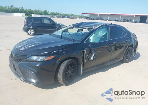 2022 Toyota Camry Se из США, поврежденный, VIN 4T1G11AK1NU041721